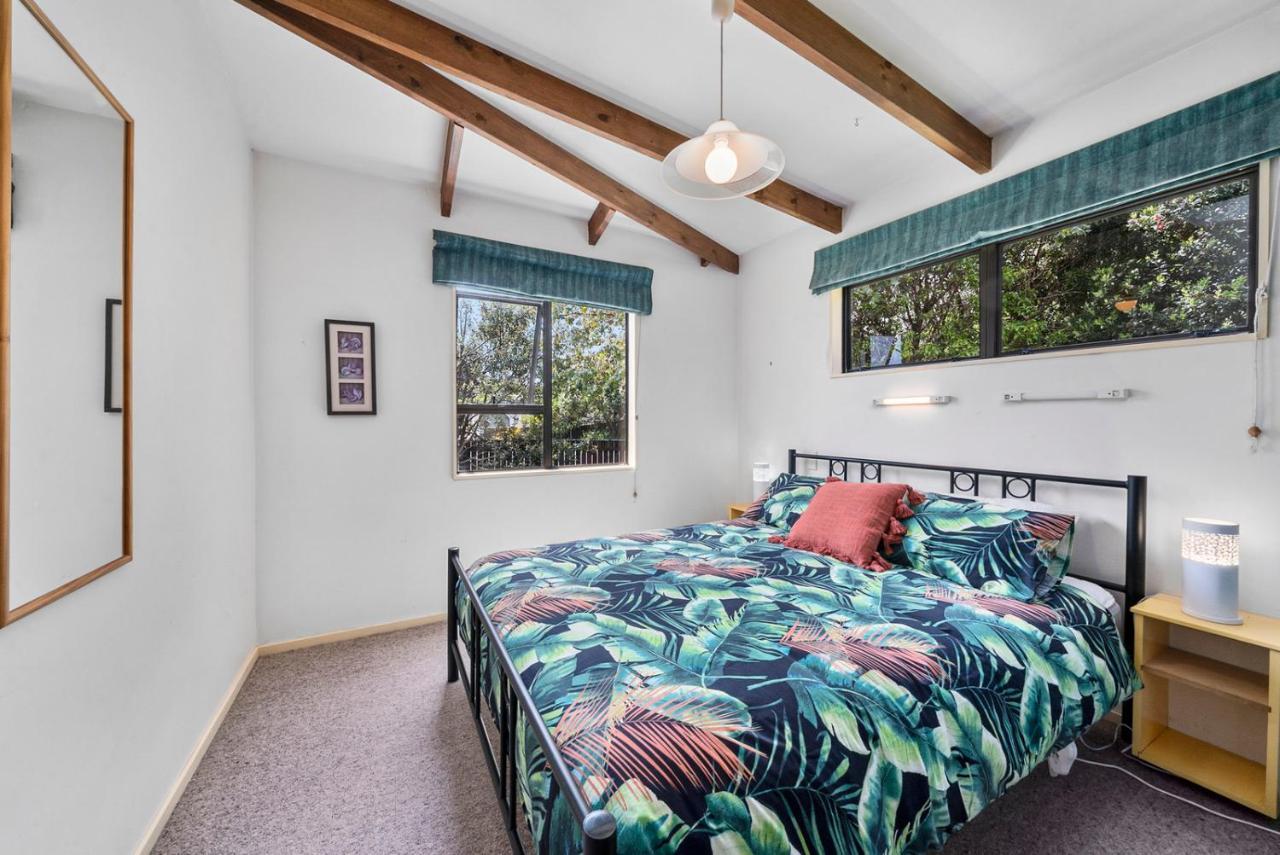 Waimea Cottage - Waikanae Holiday Home Bagian luar foto