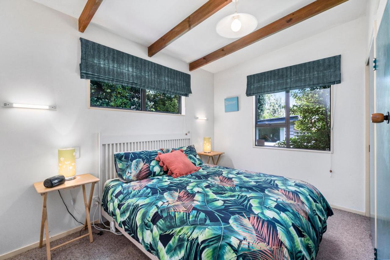 Waimea Cottage - Waikanae Holiday Home Bagian luar foto